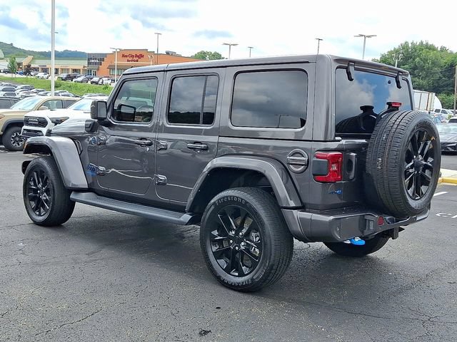 Used 2021 Jeep Wrangler Unlimited Sahara AWD/4WD image 4