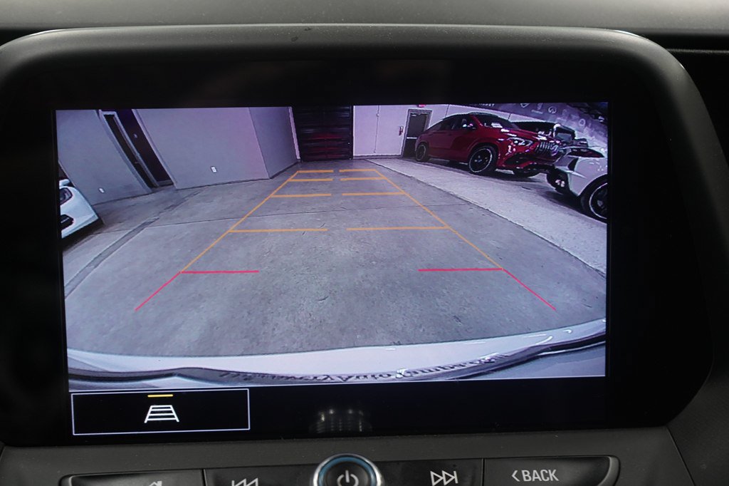 Used 2022 Chevrolet Camaro LT w/ Technology Package RWD image 16