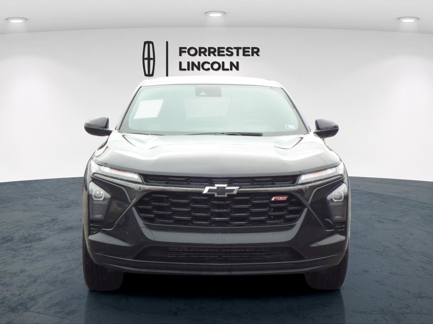 Used 2024 Chevrolet Trax RS image 8