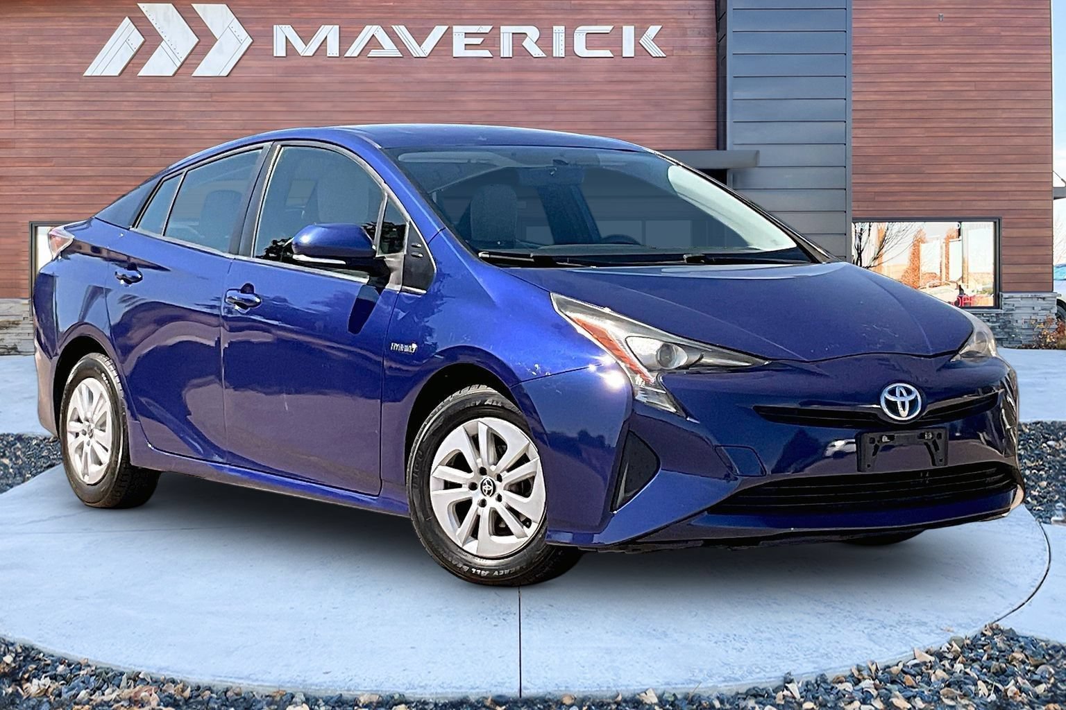 Used 2016 Toyota Prius Two FWD image 1