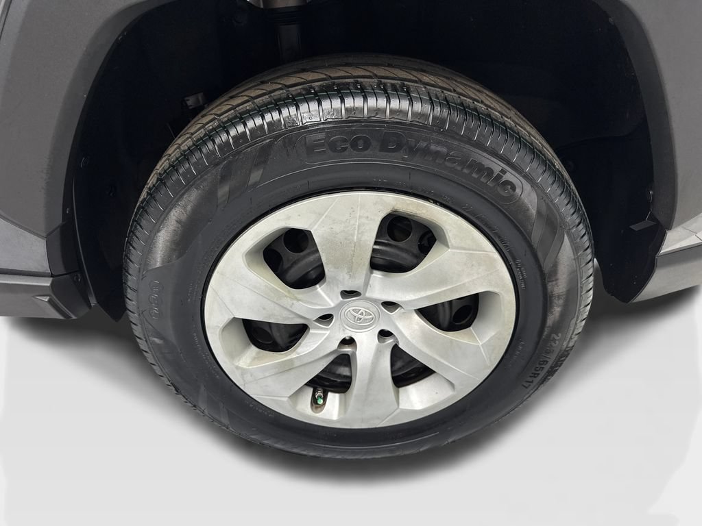 Used 2021 Toyota RAV4 LE FWD image 84
