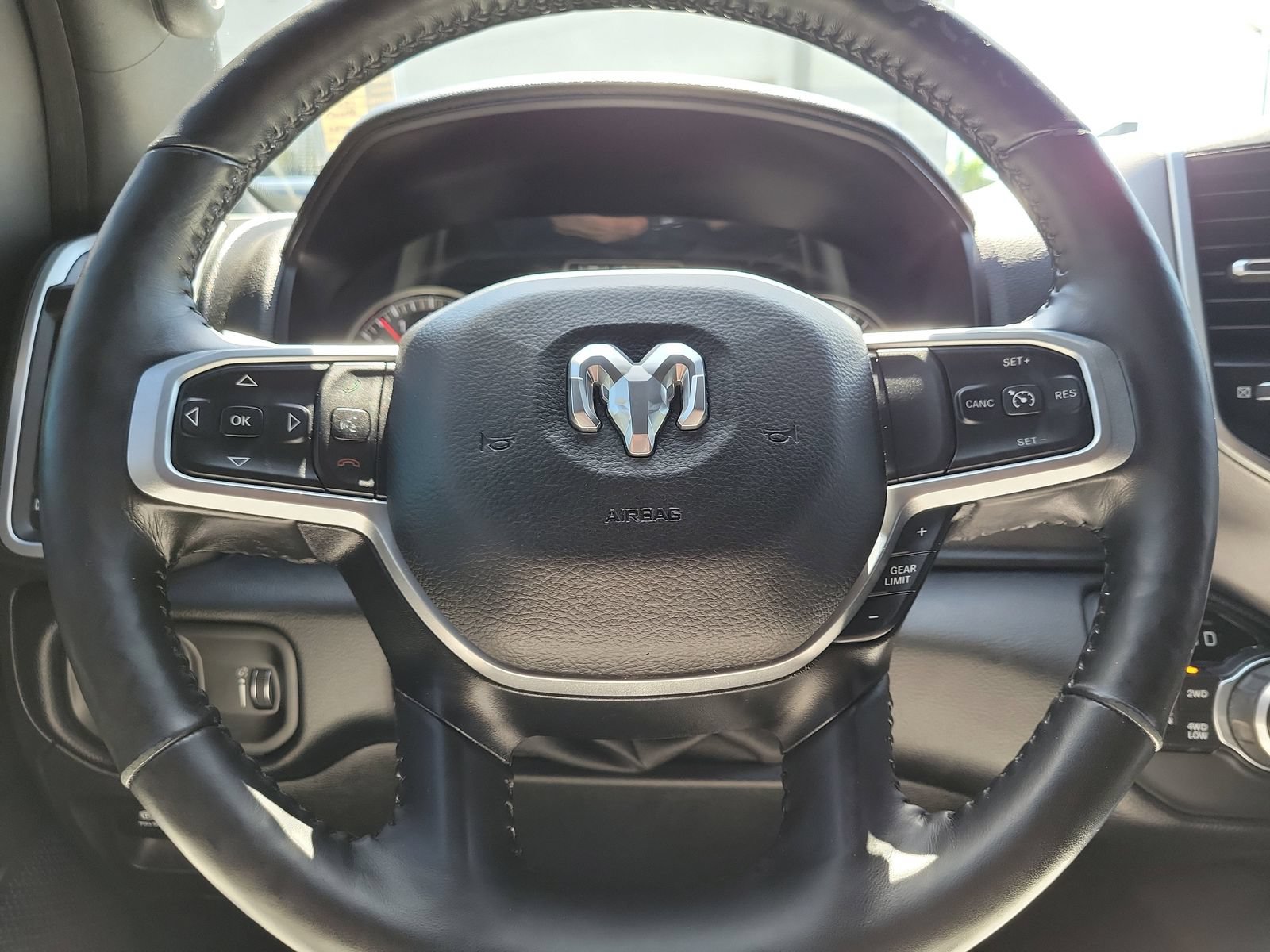 Used 2020 RAM 1500 Big Horn AWD/4WD image 21