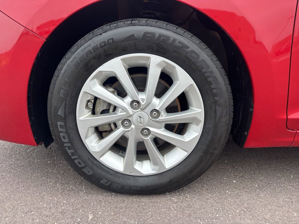 Used 2020 Hyundai Accent SEL FWD image 31
