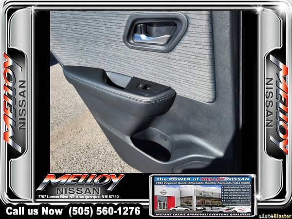 Used 2023 Nissan Rogue SV image 10