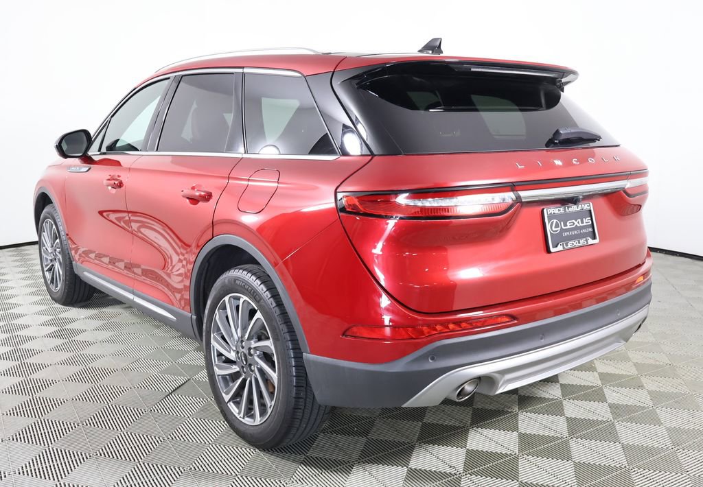 Used 2023 Lincoln Corsair Reserve w/ Equipment Group 201A image 4