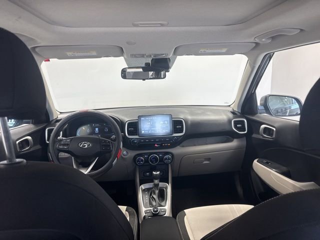 Certified 2026 Hyundai Venue SEL image 17
