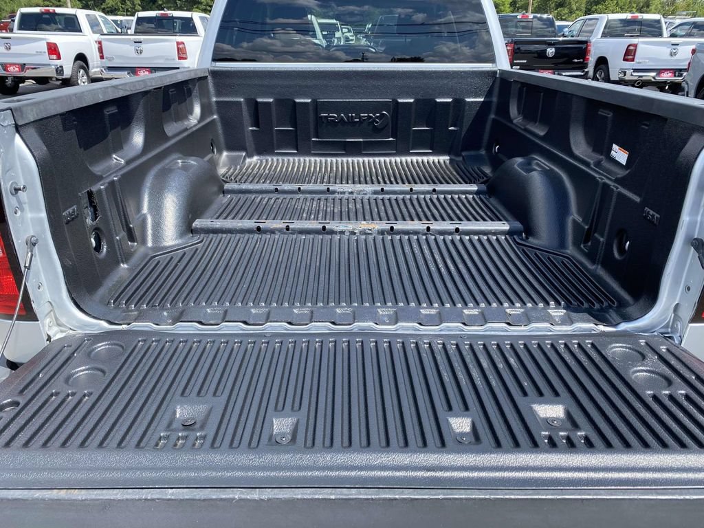 Used 2018 Chevrolet Silverado 2500 LT AWD/4WD image 33