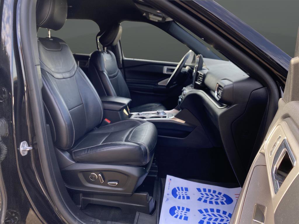 Used 2020 Ford Explorer ST w/ Premium Technology Package image 40