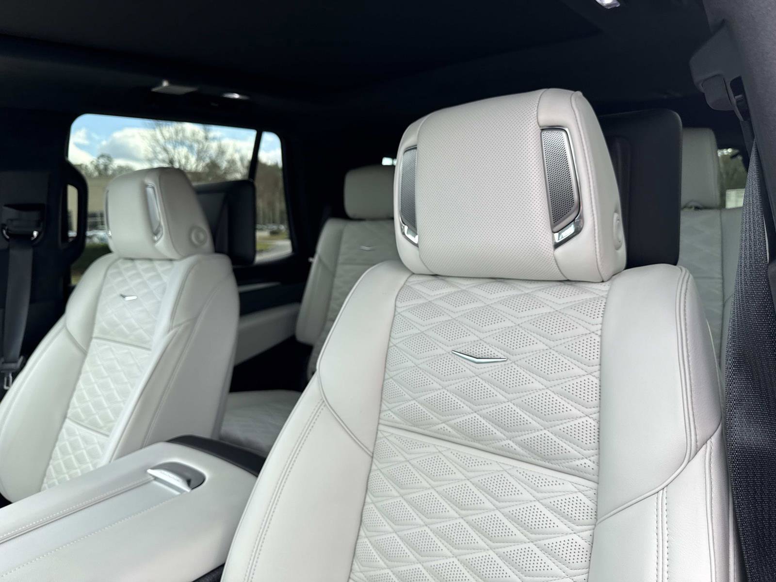 Used 2025 Cadillac Escalade V image 24