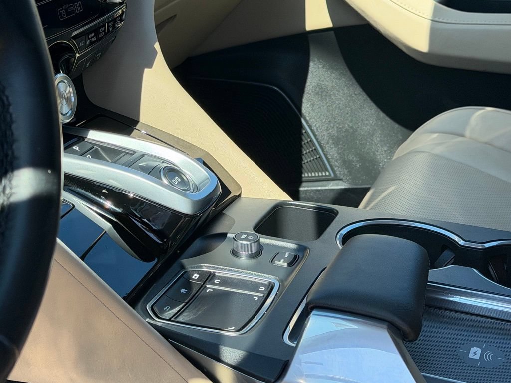 Used 2023 Acura MDX SH-AWD w/ Technology Package image 10
