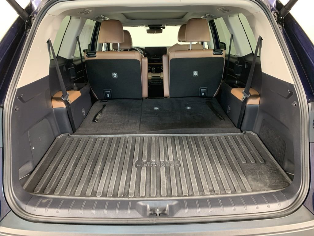 Used 2024 Toyota Grand Highlander AWD image 14