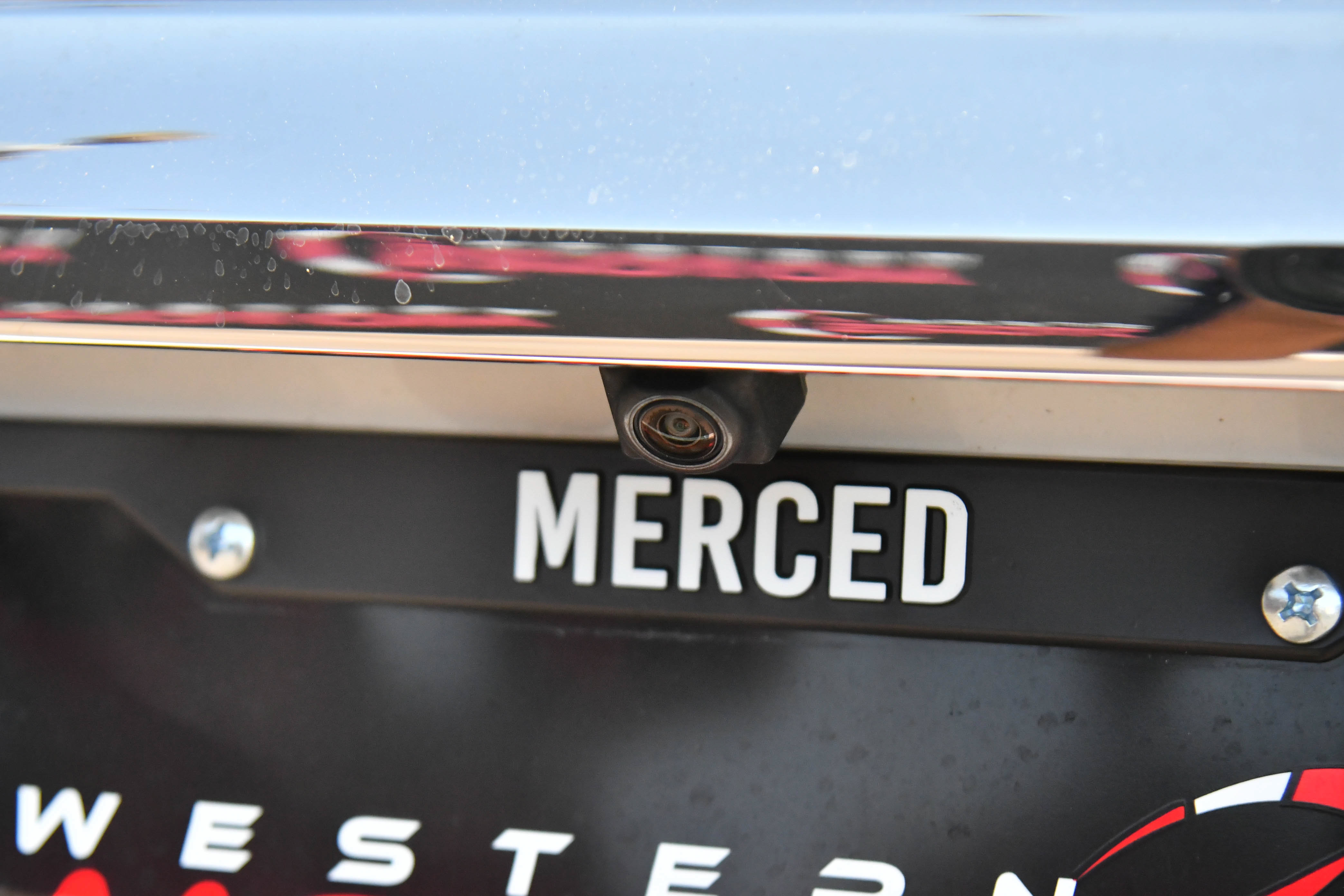 Used 2024 GMC Terrain SLE FWD image 35