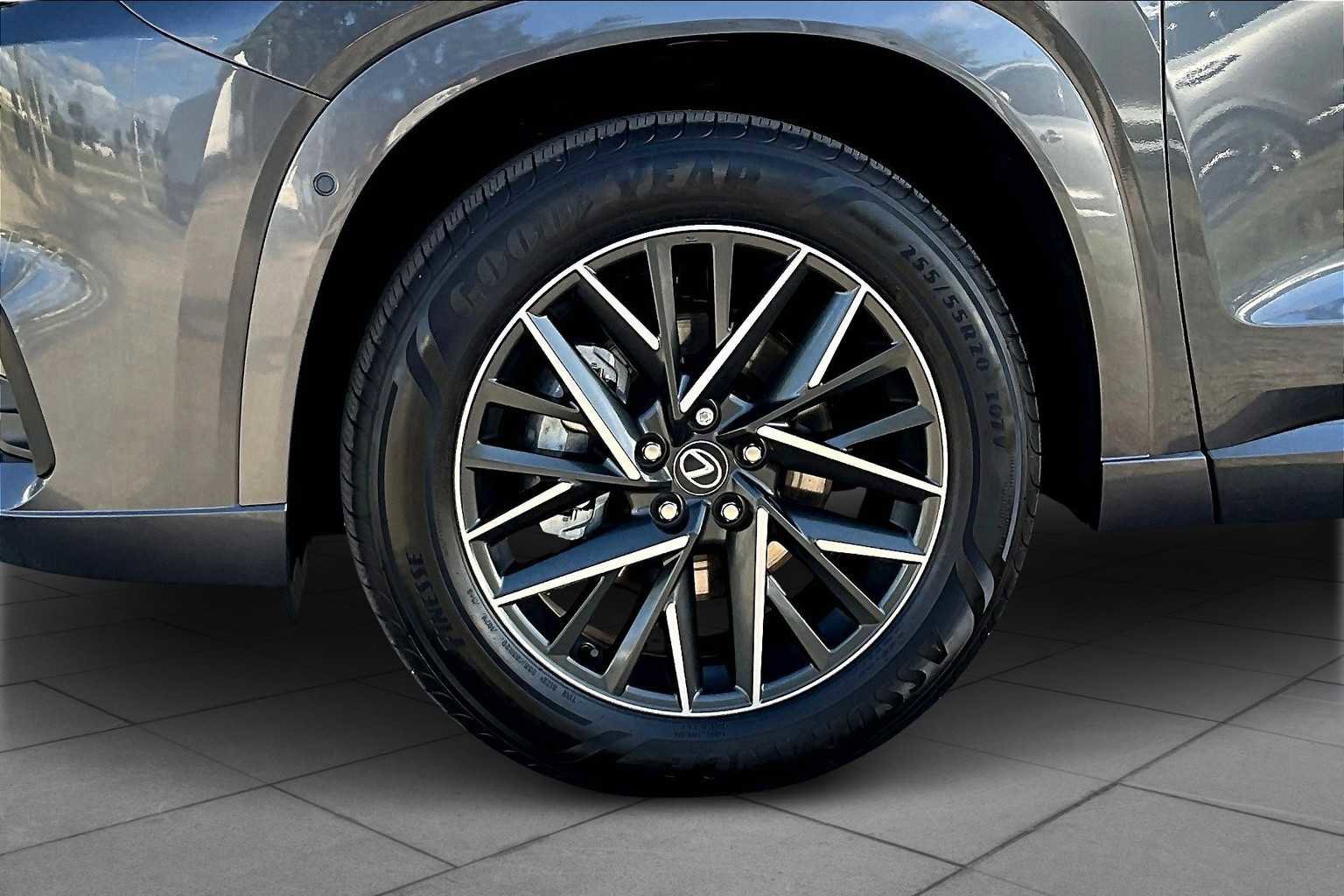 Used 2025 Lexus TX 350 AWD w/ Technology Package image 11