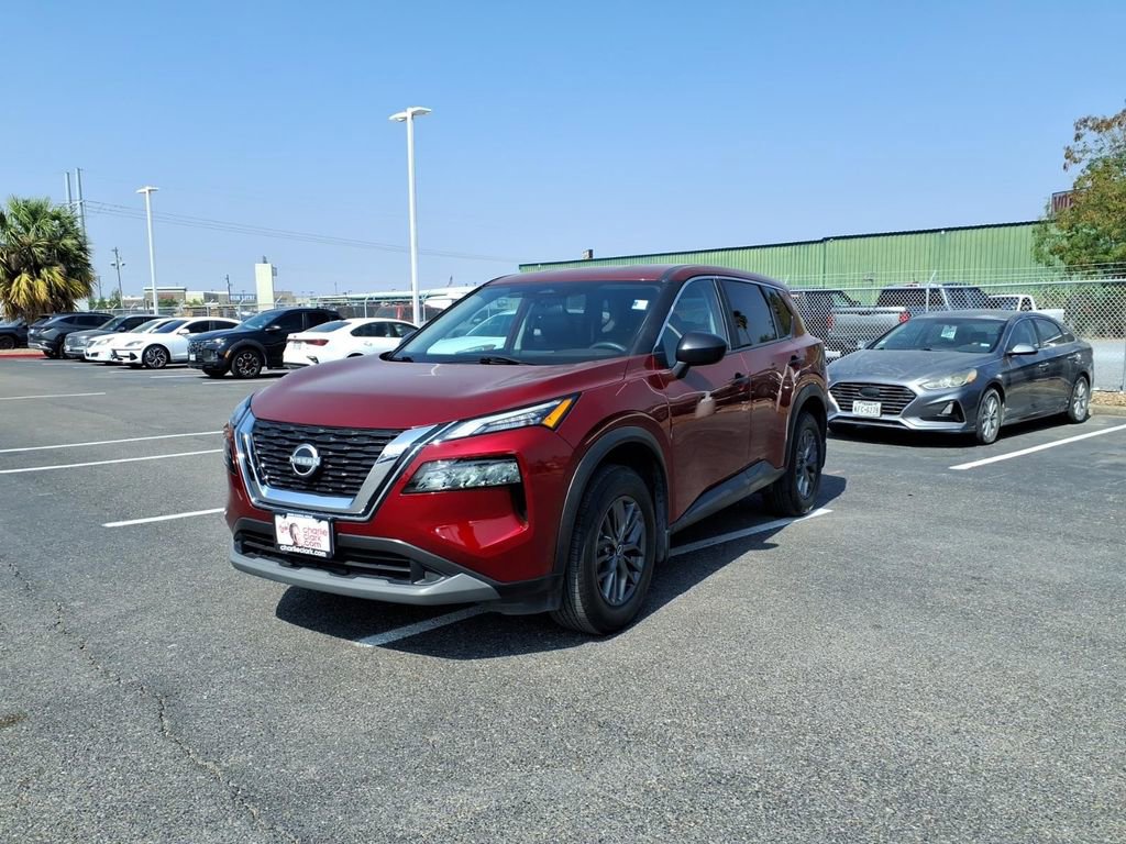 Used 2023 Nissan Rogue S image 1