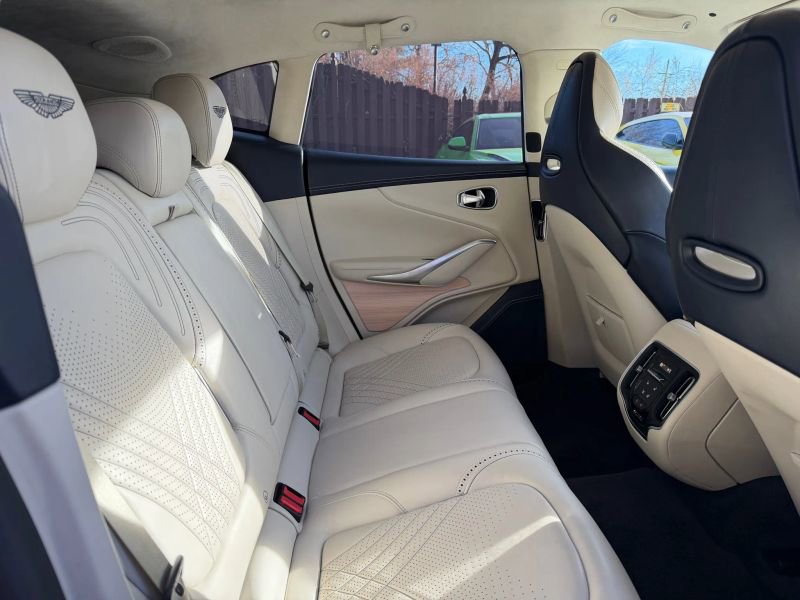 Used 2021 Aston Martin DBX Sport Utility 4D image 26