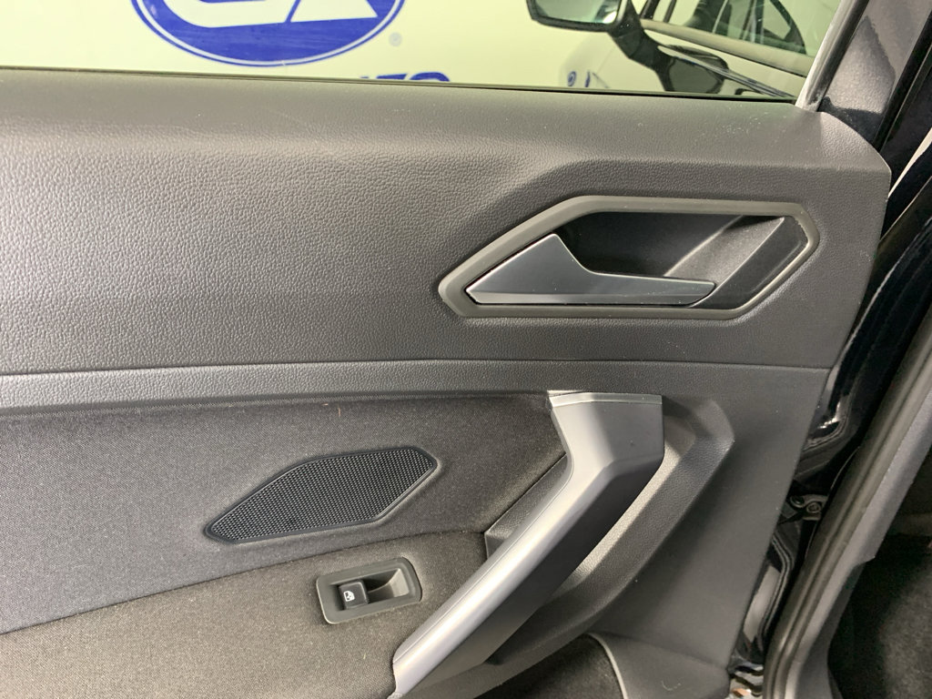 Used 2021 Volkswagen Tiguan S FWD image 31