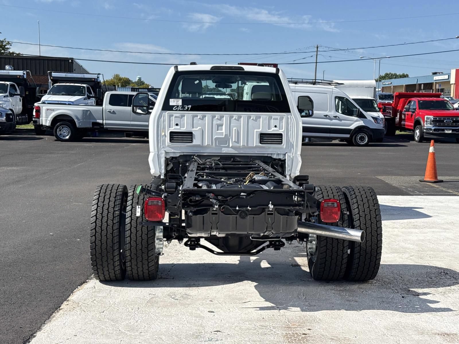 New 2026 Ford F600 4x4 Regular Cab Super Duty w/ XL Chrome Package image 4