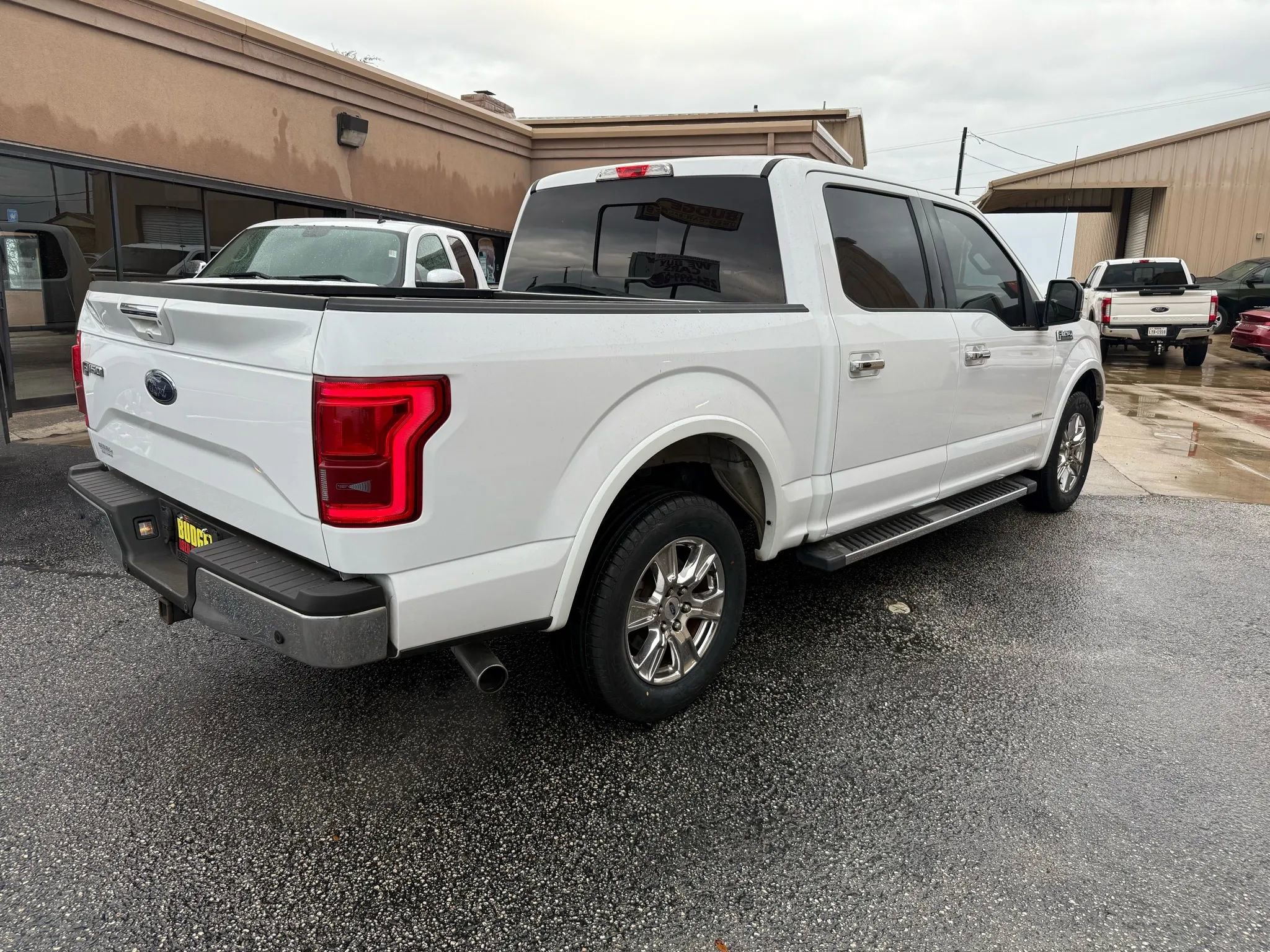 Used 2015 Ford F150 Lariat image 5