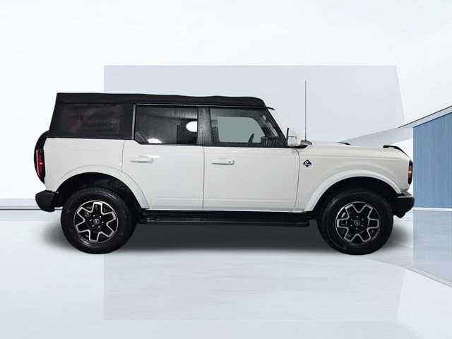 Used 2021 Ford Bronco Outer Banks image 4