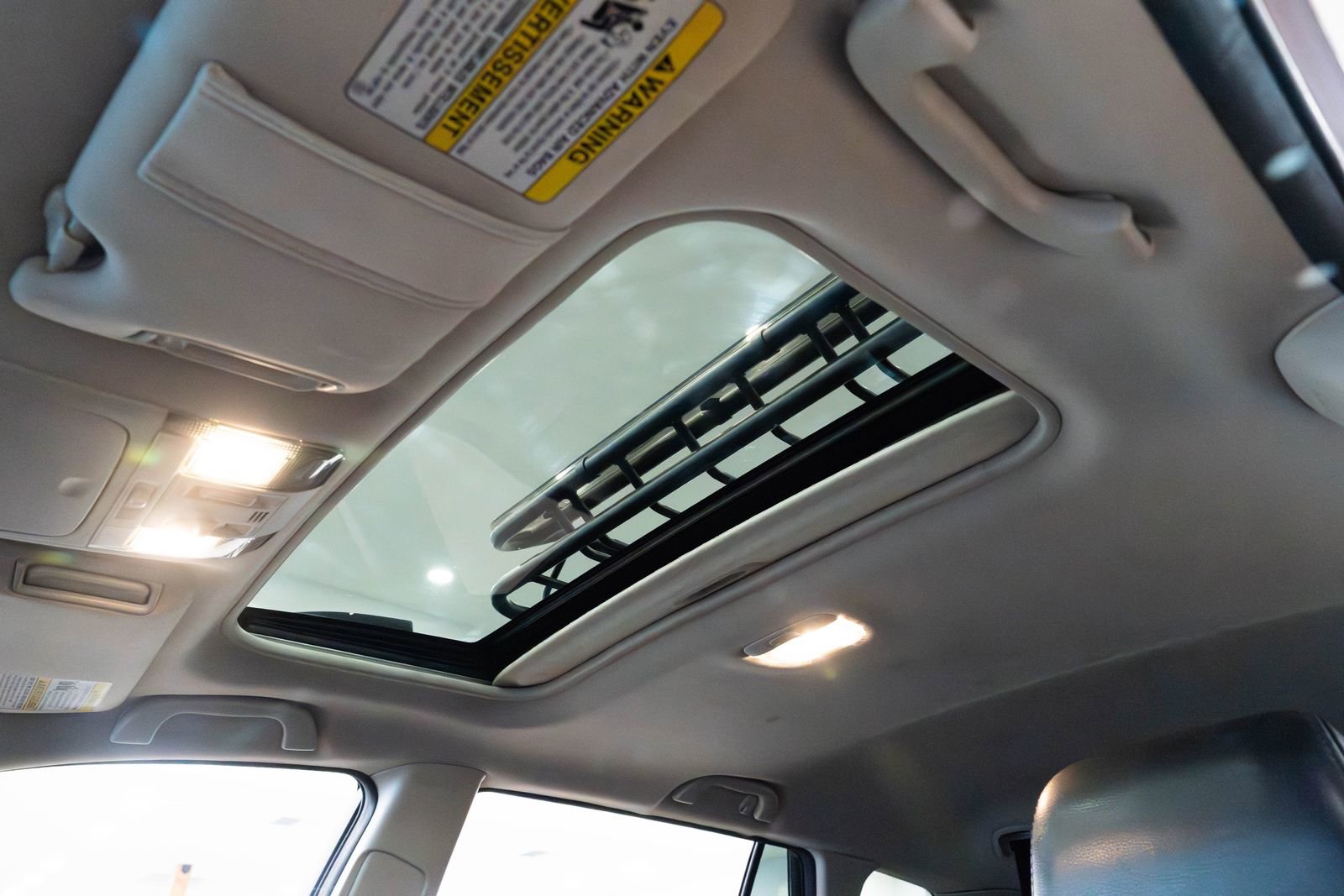 Used 2012 Subaru Outback 2.5i Limited w/ Moonroof Pkg image 16