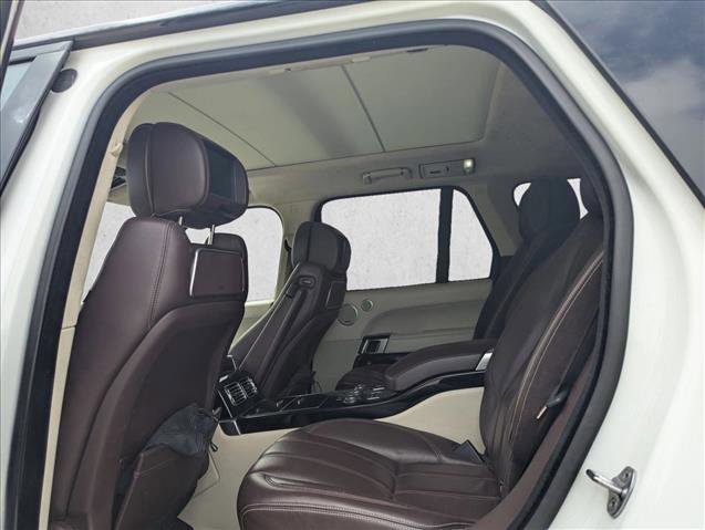 Used 2016 Land Rover Range Rover Autobiography image 15