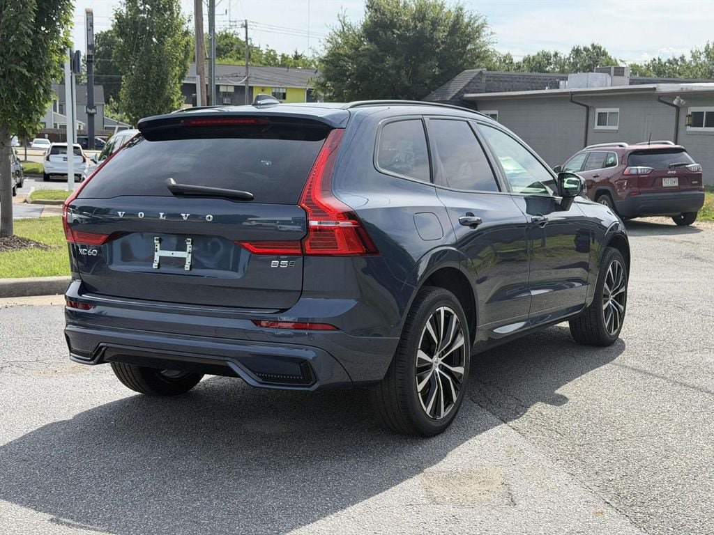 Used 2023 Volvo XC60 B5 Plus w/ Climate Package AWD/4WD image 20