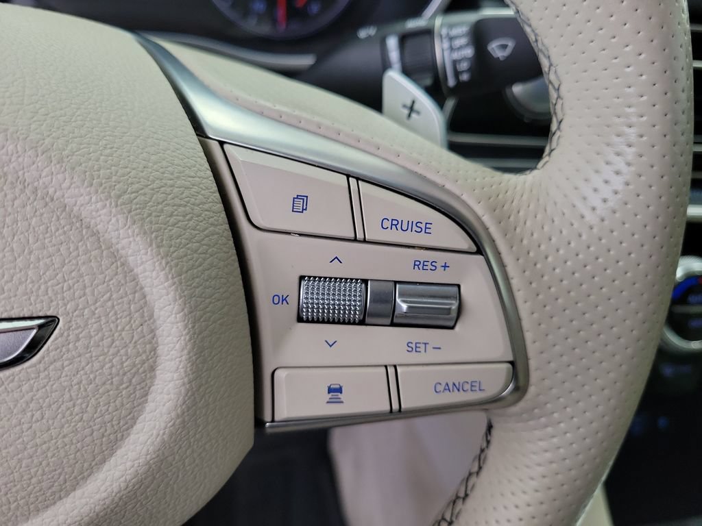 Used 2019 Genesis G70 3.3T Design RWD image 22