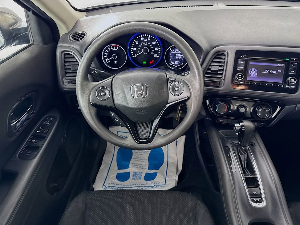 Used 2017 Honda HR-V LX image 27