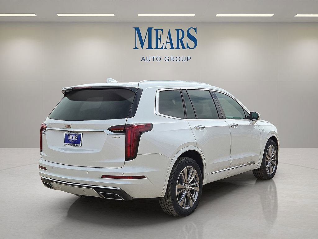 Used 2023 Cadillac XT6 Premium Luxury image 5