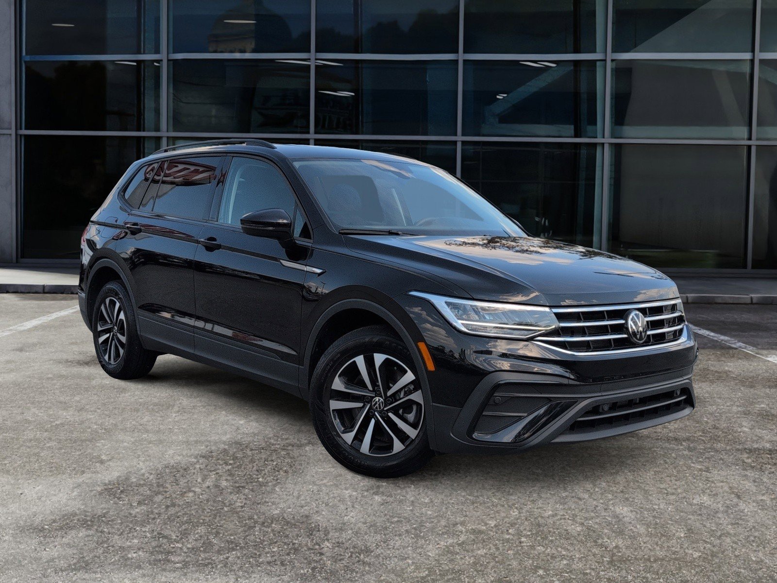 Used 2024 Volkswagen Tiguan S