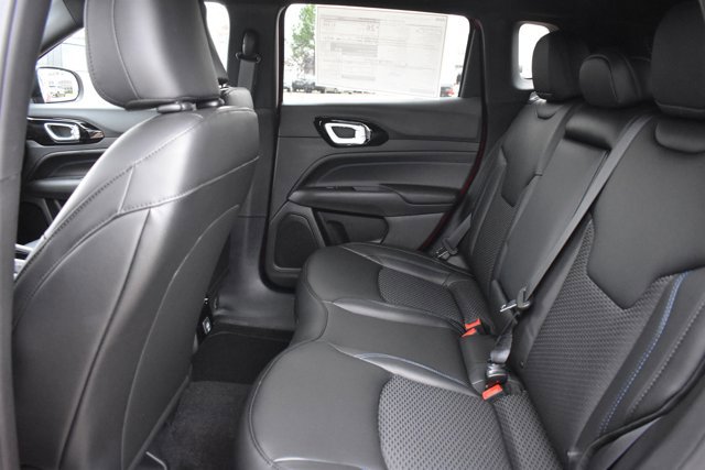 New 2026 Jeep Compass Latitude image 14