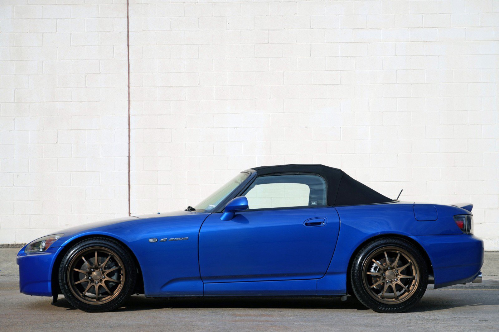 Used 2006 Honda S2000 image 8