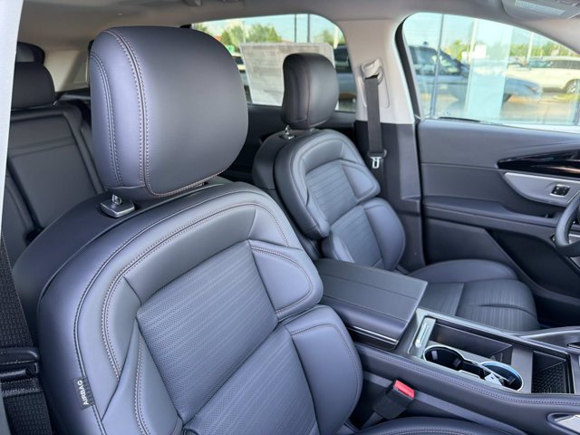 New 2026 Lincoln Nautilus Reserve AWD/4WD image 18