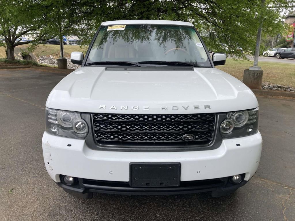 Used 2011 Land Rover Range Rover HSE image 6