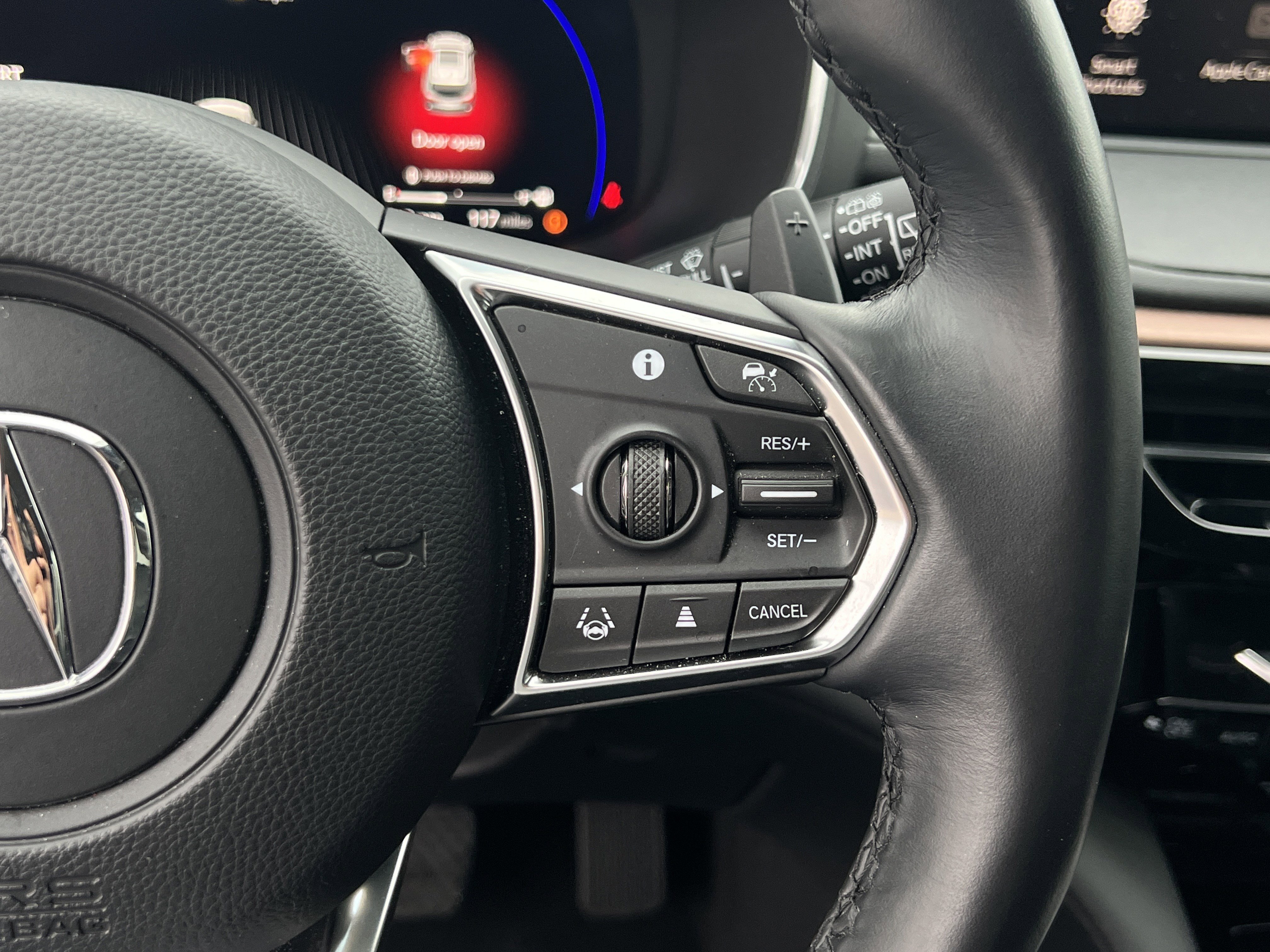 Used 2022 Acura MDX SH-AWD w/ Technology Package image 19