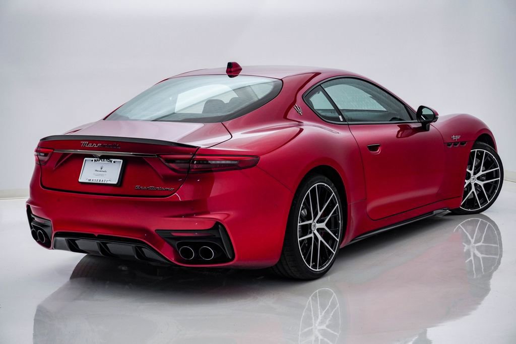 Used 2024 Maserati GranTurismo Trofeo image 11