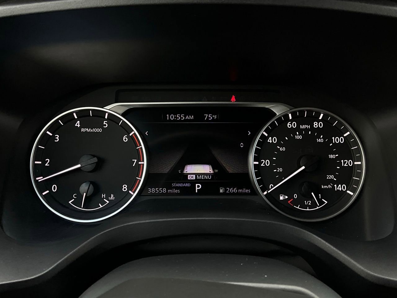 Used 2025 Nissan Rogue SV image 37