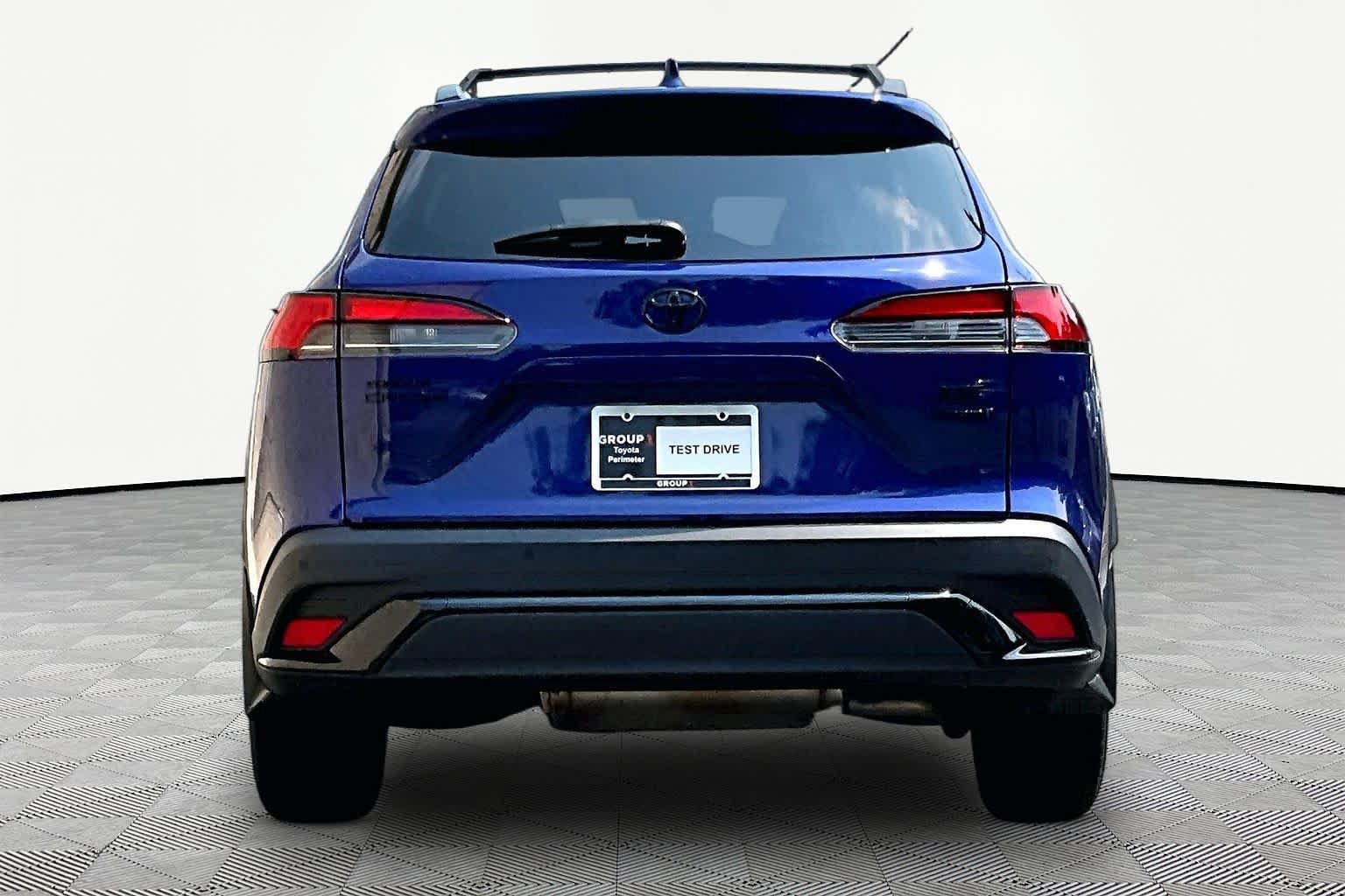 Used 2024 Toyota Corolla Cross AWD Hybrid w/ Convenience Package image 5