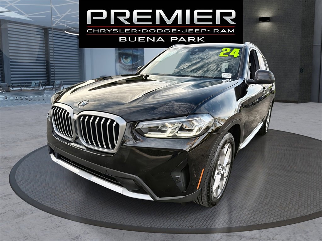 Used 2024 BMW X3 xDrive30i w/ Premium Essential Package image 1