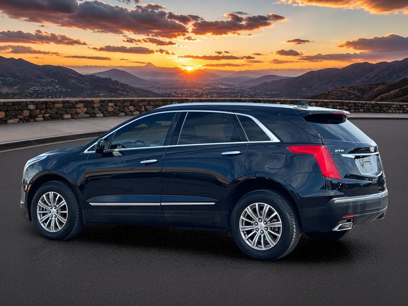Used 2019 Cadillac XT5 Luxury FWD image 4