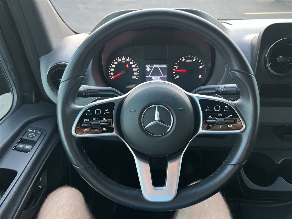 Used 2019 Mercedes-Benz Sprinter 170 image 11