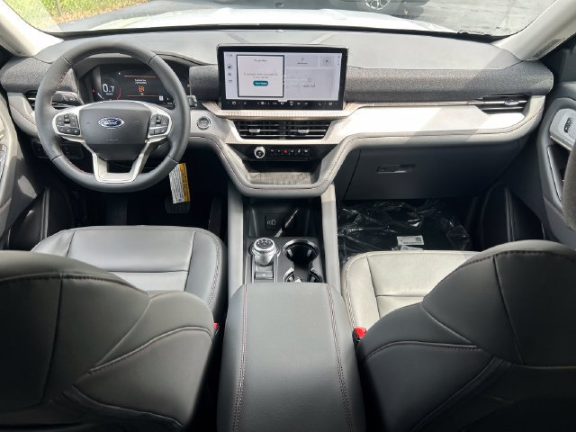 New 2026 Ford Explorer Active w/ Active Comfort Package RWD image 12