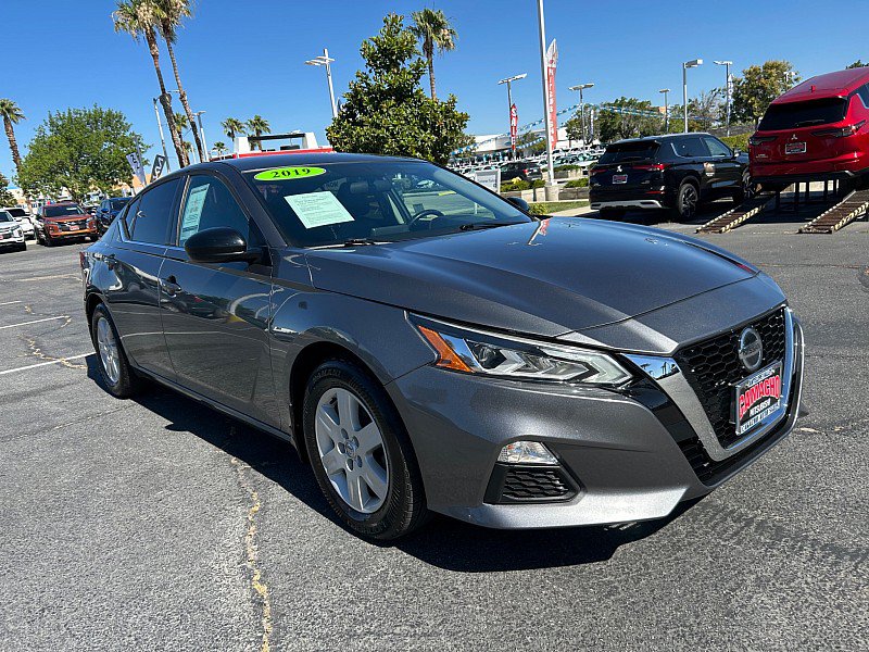 Used 2019 Nissan Altima 2.5 SR