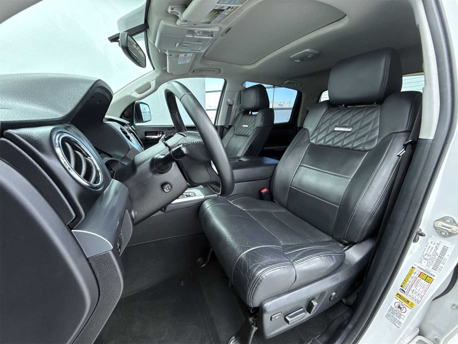 Used 2015 Toyota Tundra Platinum image 10