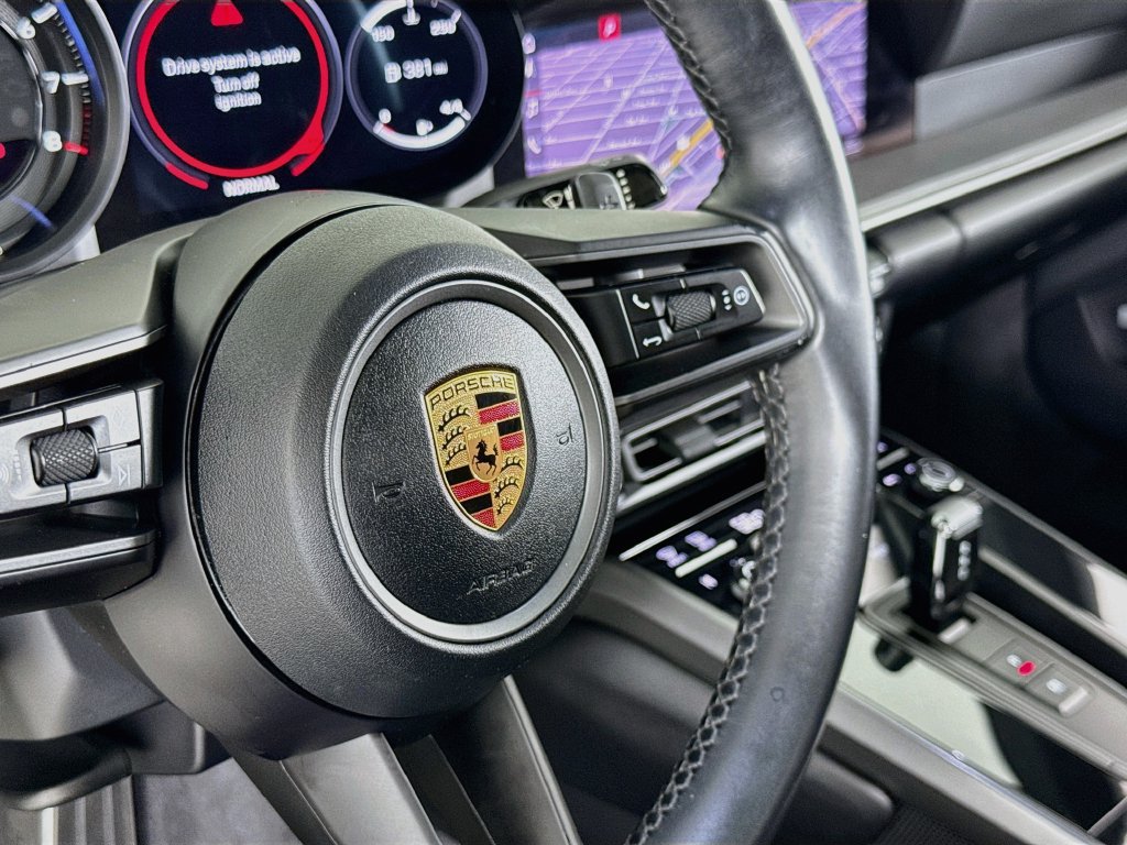 Used 2020 Porsche 911 Carrera image 18
