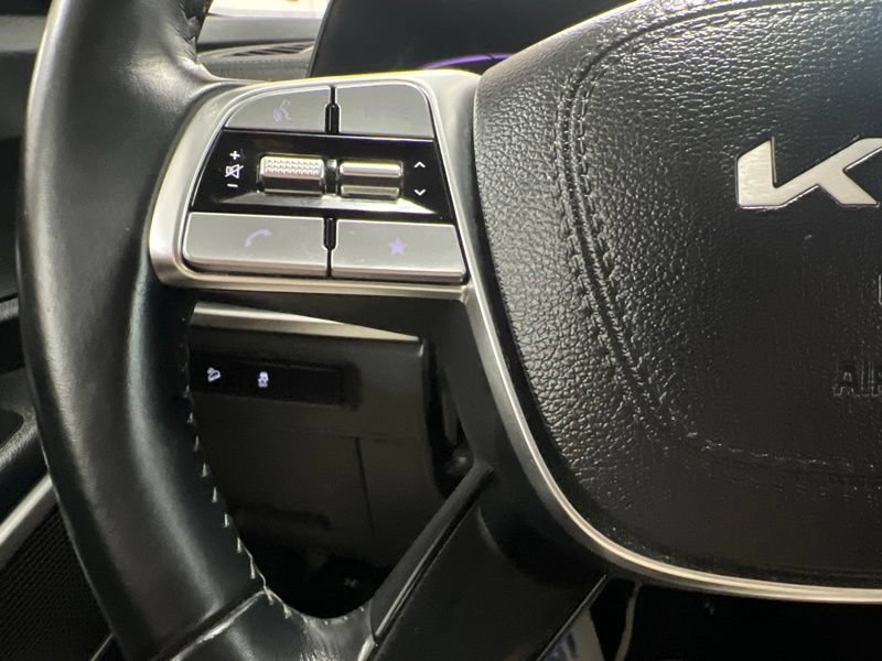 Certified 2024 Kia Telluride LX FWD image 22