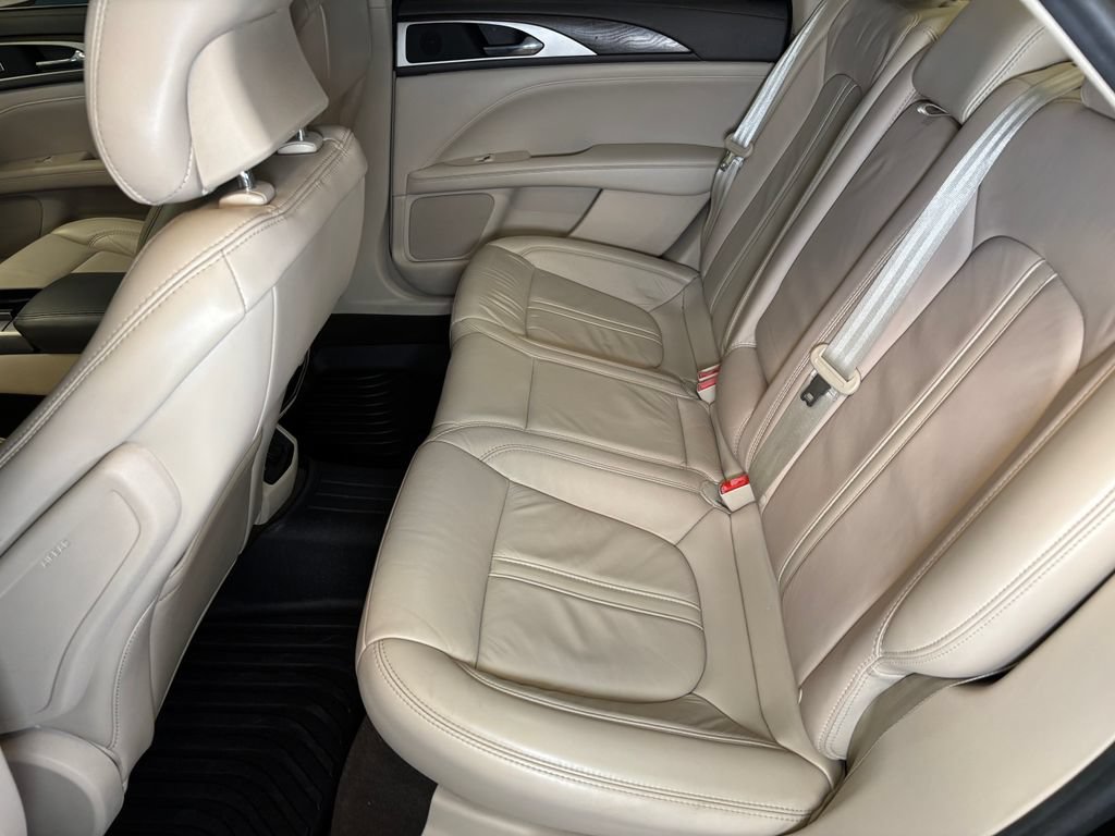 Used 2019 Lincoln MKZ Reserve FWD image 21
