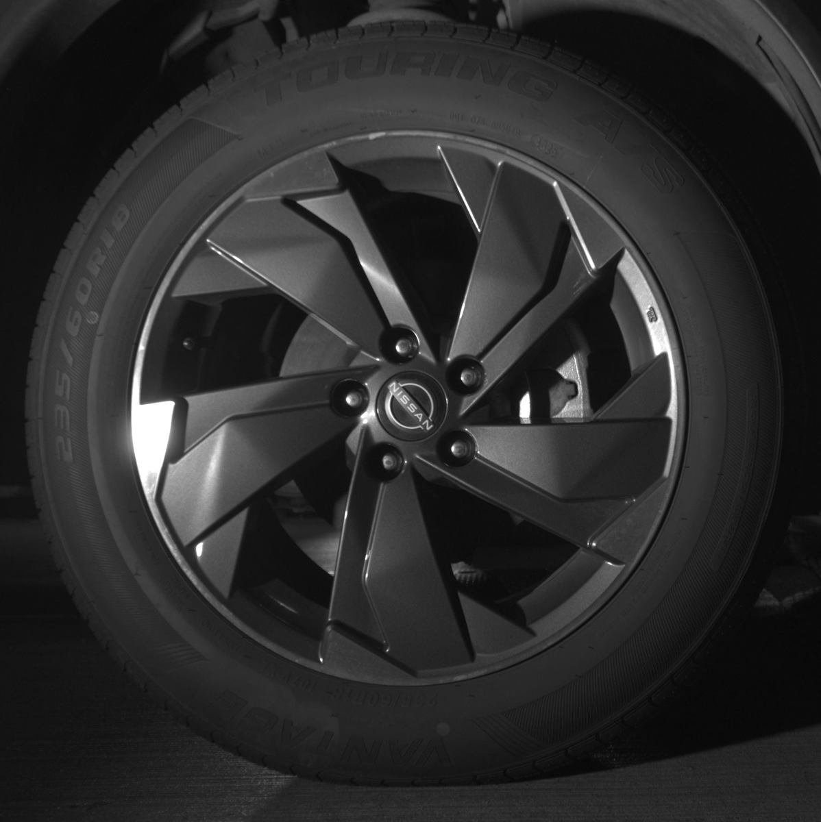 Used 2025 Nissan Rogue SV FWD image 10
