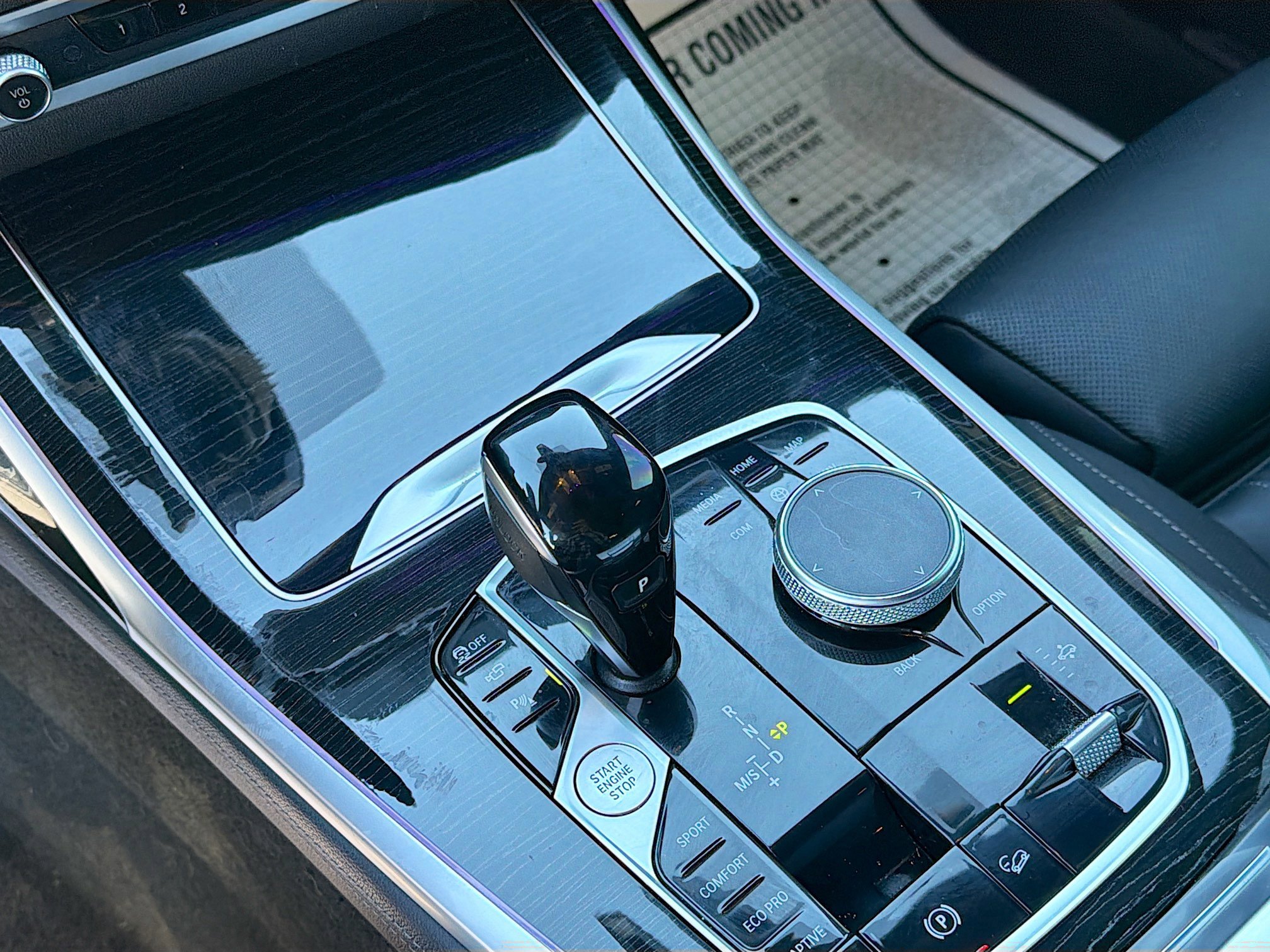 Used 2022 BMW X7 xDrive40i w/ M Sport Package image 30