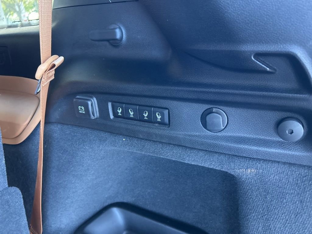 Used 2025 Jeep Grand Cherokee L Summit w/ Advanced Protech Group IV image 40